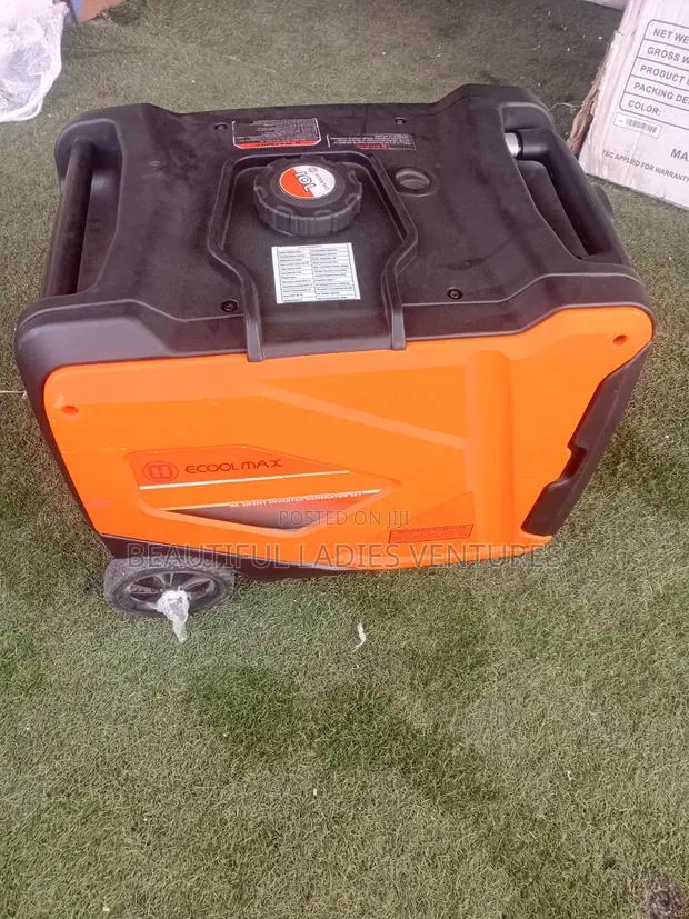 Durable Outdoor Generator · Photo 1
