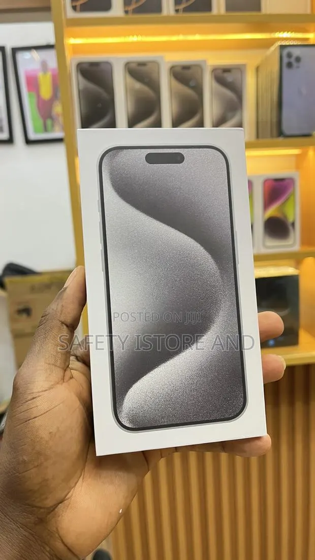 New Apple iPhone 15 Pro 128 GB White · Photo 1