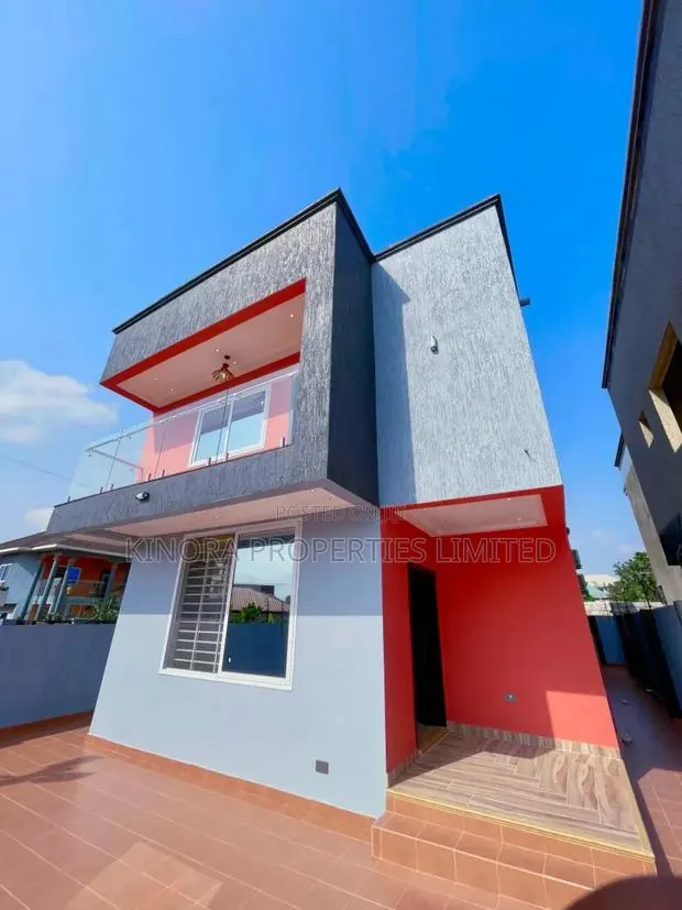 4bdrm Duplex in Oyarifa for sale · Photo 1