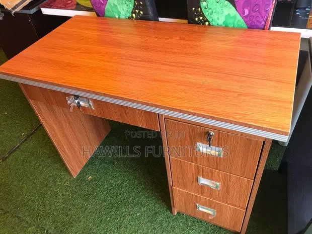 Office Table · Photo 1