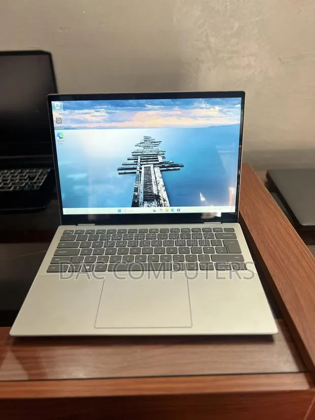 Laptop Dell Inspiron 14 7420 2-in-1 16GB Intel Core i7 SSD 512GB · Photo 1