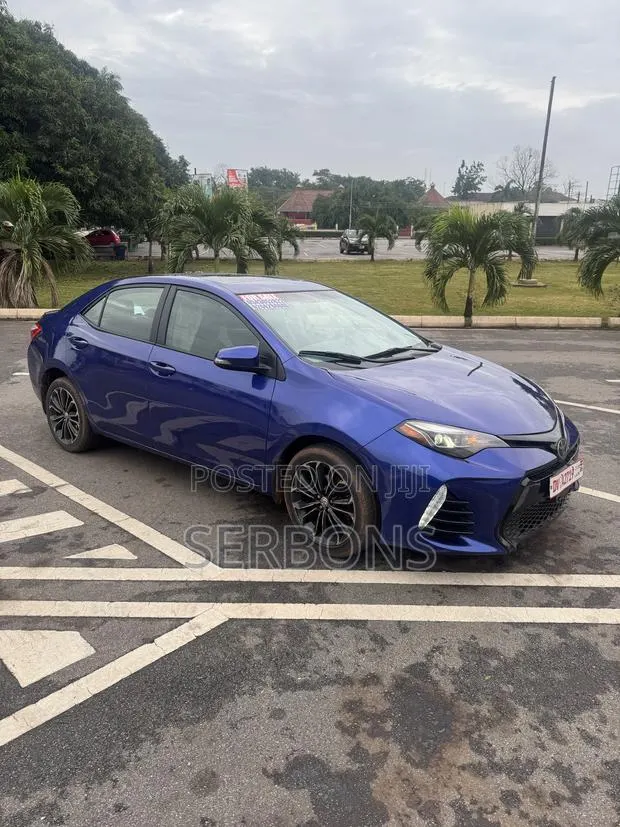 Toyota Corolla S 4dr Sedan (1.8L 4cyl CVT) 2016 Blue · Photo 1