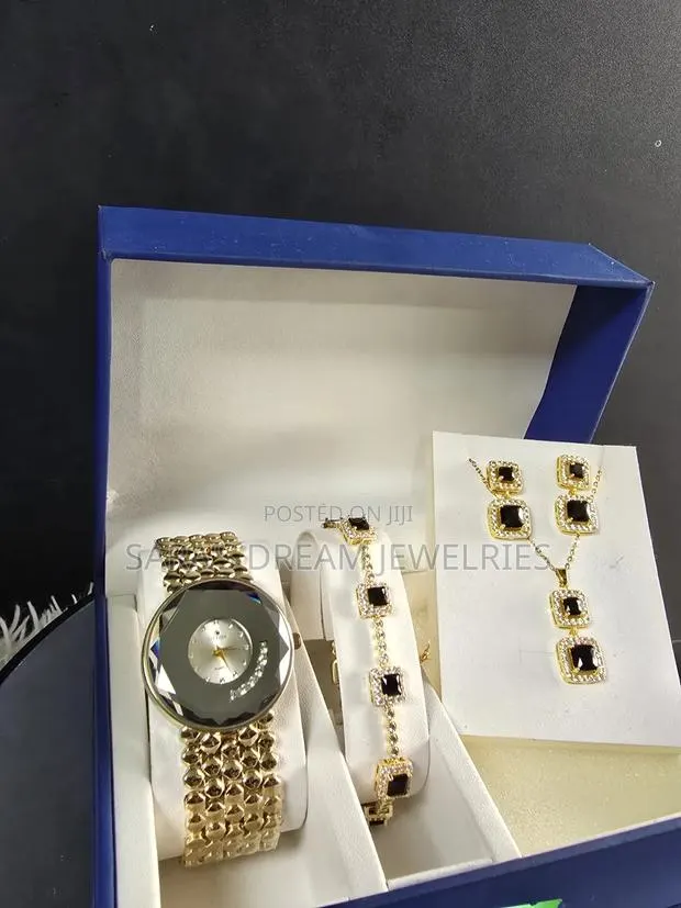 Jewelry Sets · Photo 1