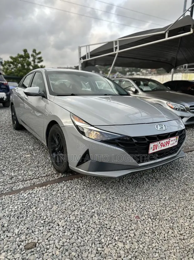 Hyundai Elantra 2021