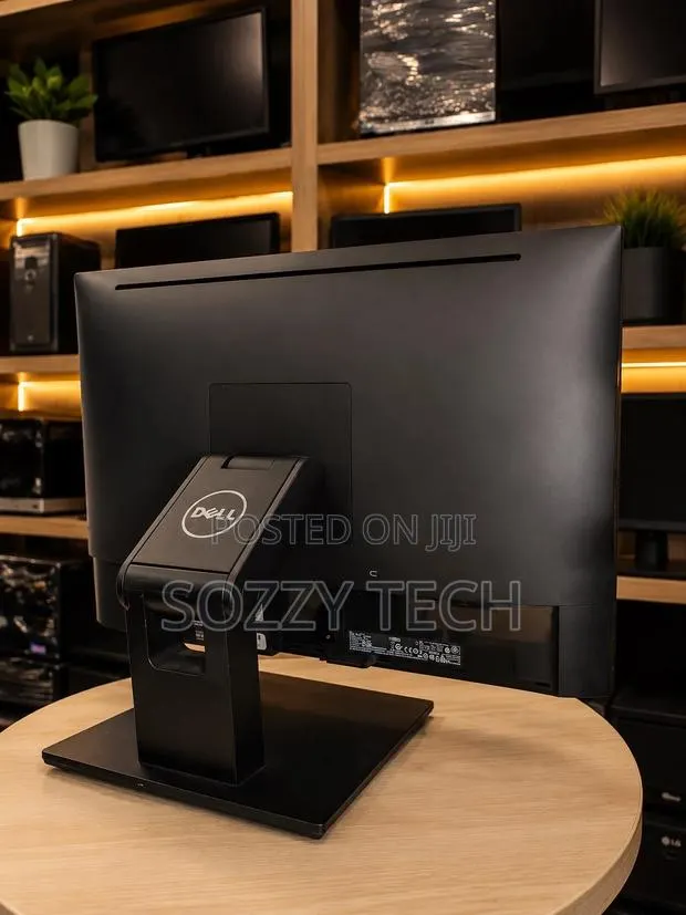 Desktop Computer Dell OptiPlex 7450 8GB Intel Core i5 SSD 256GB · Photo 1