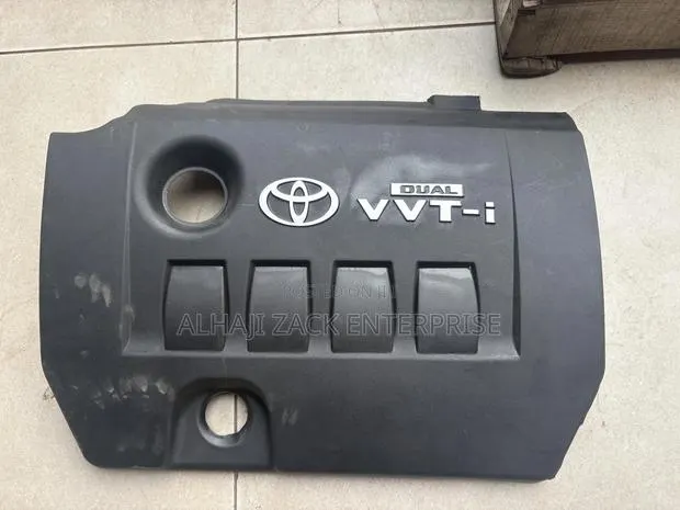 Toyota Corolla 2009-2013 Engine Cover · Photo 1