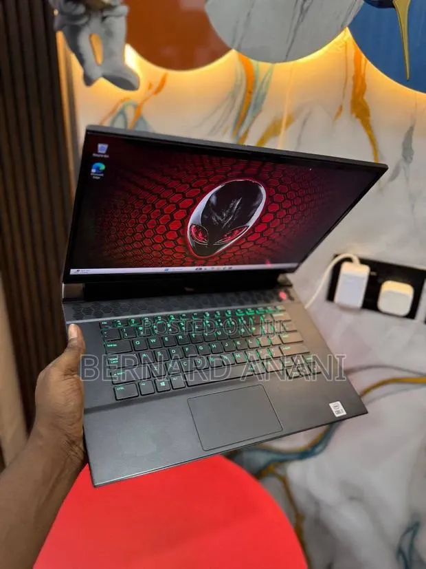 Laptop Dell Allenware M15 R5 16GB Intel Core i7 SSD 16 GB · Photo 1