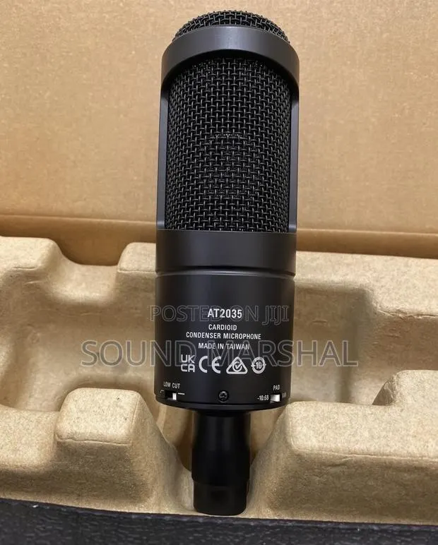 Audio-Technica At2035 Large-Diaphragm Condenser Microphone · Photo 1