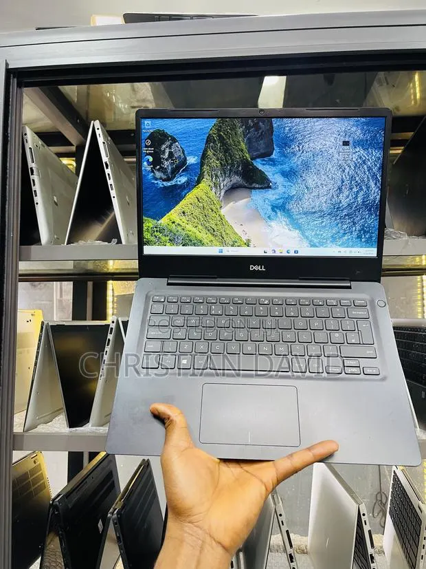 Laptop Dell Vostro 5481 8GB Intel Core i5 SSD 256GB · Photo 1