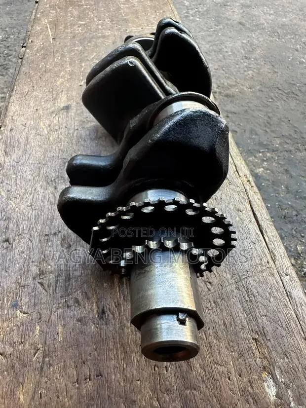 Vitz 3 Plugs Crankshaft · Photo 1