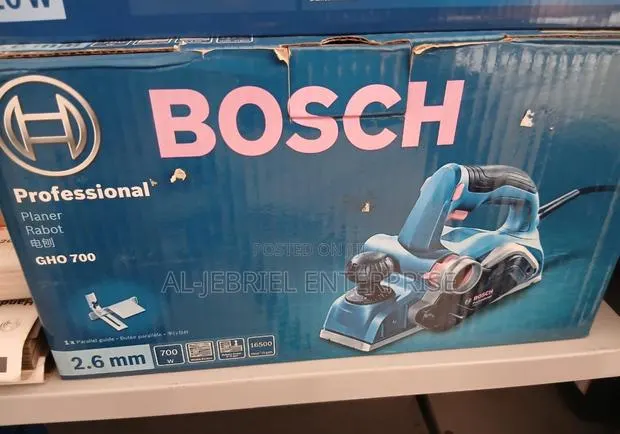 Bosch Planer 700w · Photo 1