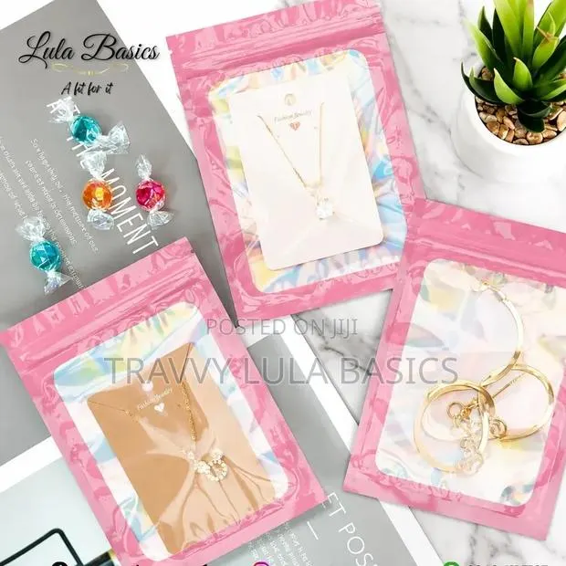 New Holographic Pouches · Photo 3