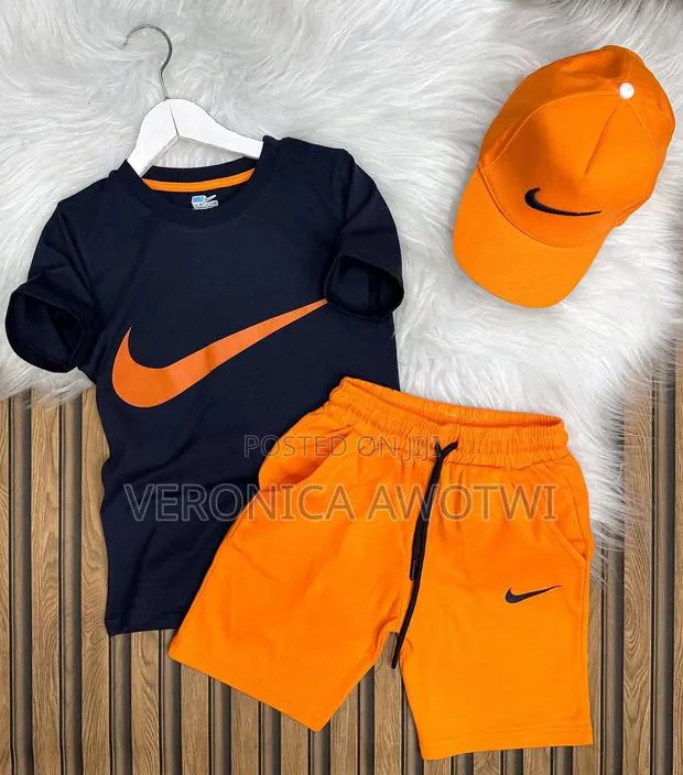 Quality Nike Causal Wear With Cap · Photo 1