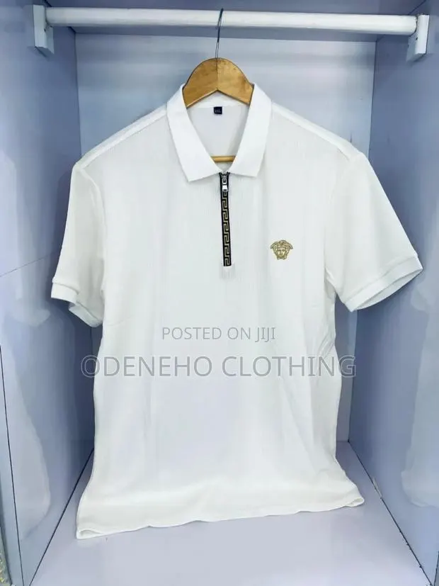 Plain Versace White Shirt · Photo 1