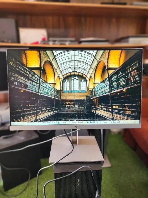 Hp Elitedisplay 23" Full Hd Ips Monitor 1080 60hz Hdmi/Displayport/Vga · Photo 1
