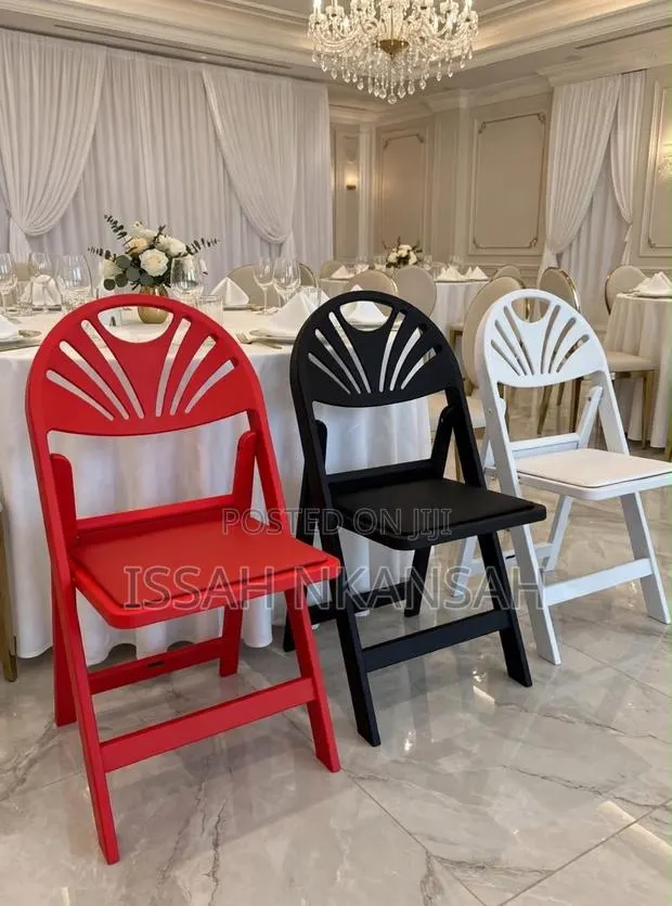 Outdoor Folding Chairs · Photo 1