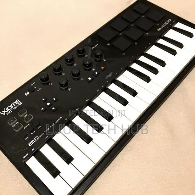 M Audio Axiom Air 32 · Photo 1