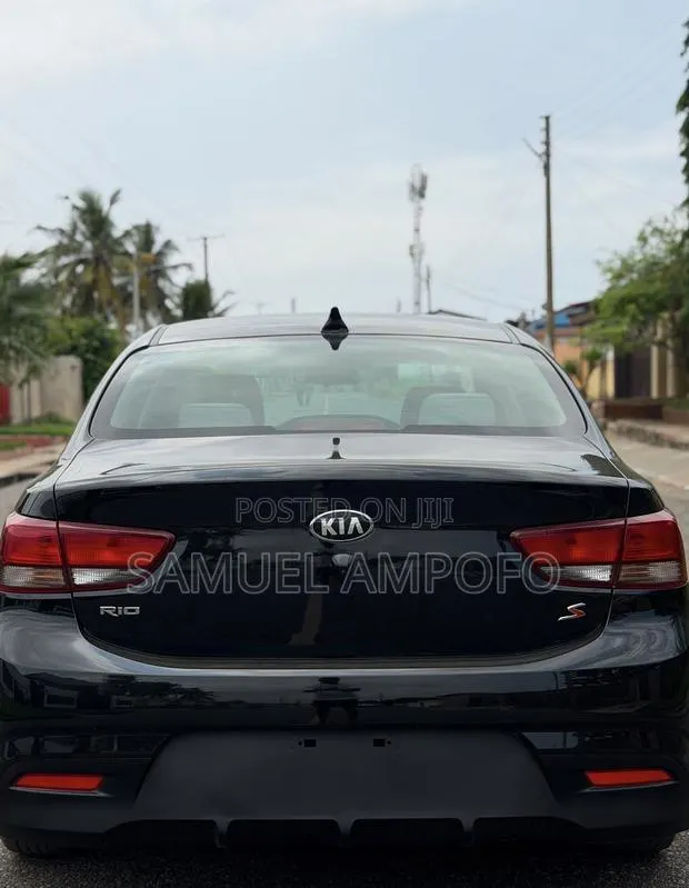 Kia Rio S Sedan 2019 Black · Photo 7