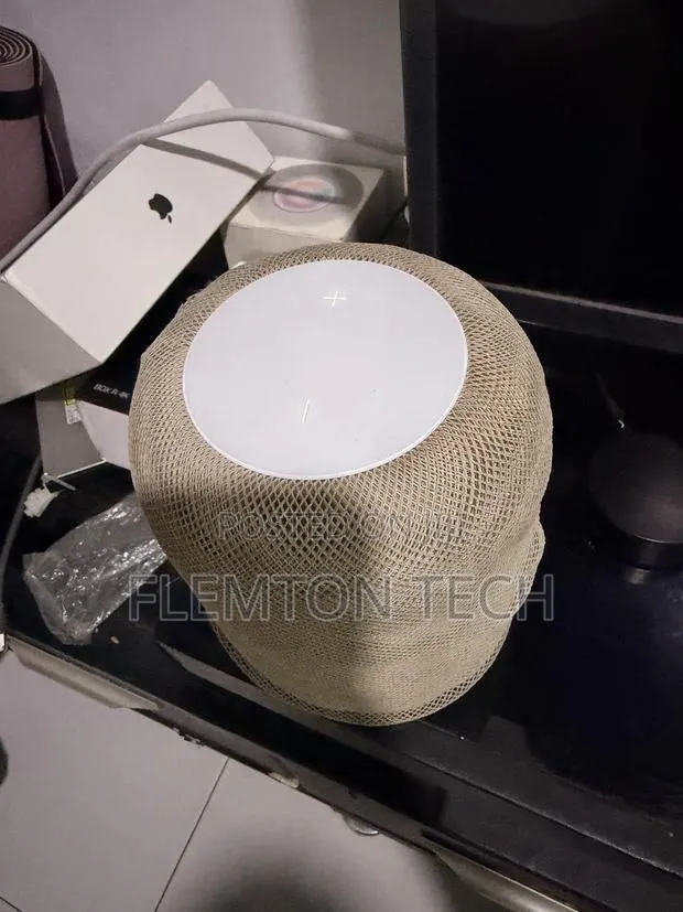 Apple HomePod Smart Speaker · Photo 1