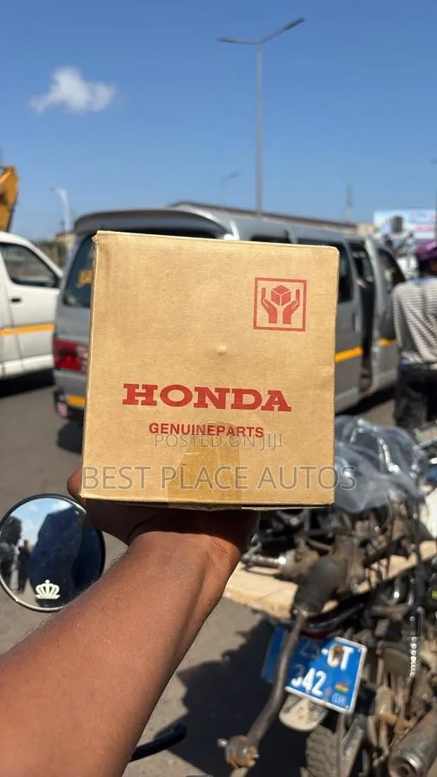 Original Honda Front and Back Hub · Photo 1