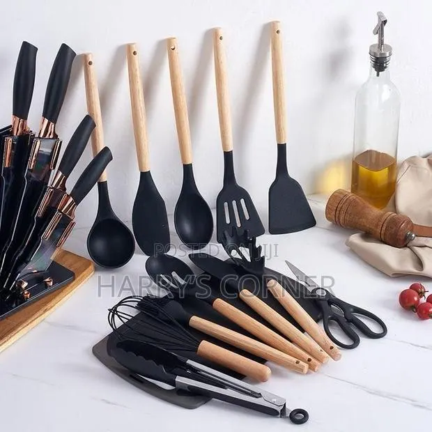 Kitchenware and Cookware · Photo 1