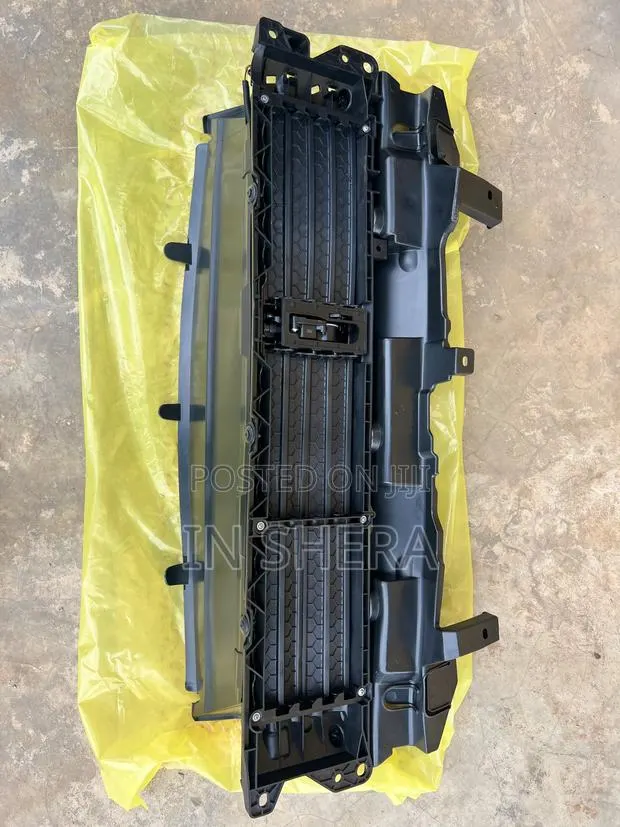 Honda CRV Shutter Grill With Motor 2017 2018 2019 2020 2021 New · Photo 1
