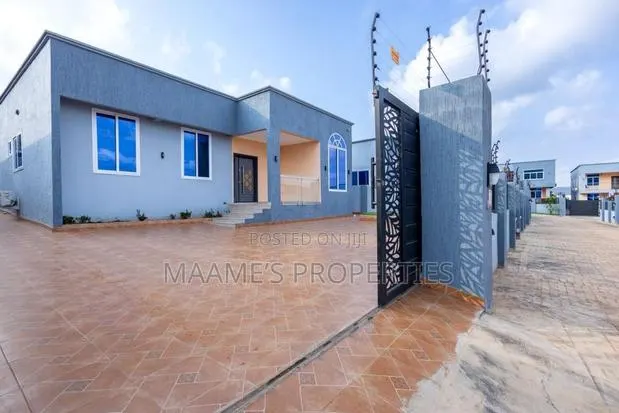 3bdrm House in Oyarifa for sale · Photo 1