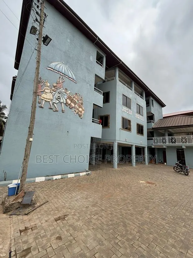 Two Bedroom Apartment New Legon International School · Photo 1