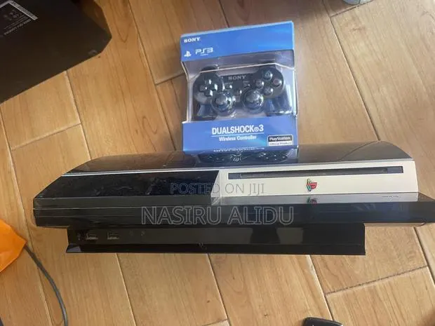Home Use Ps3 With 8 Games · Photo 1