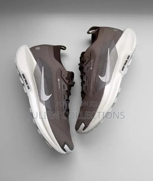 Nike Trail ATC Brown N White · Photo 1