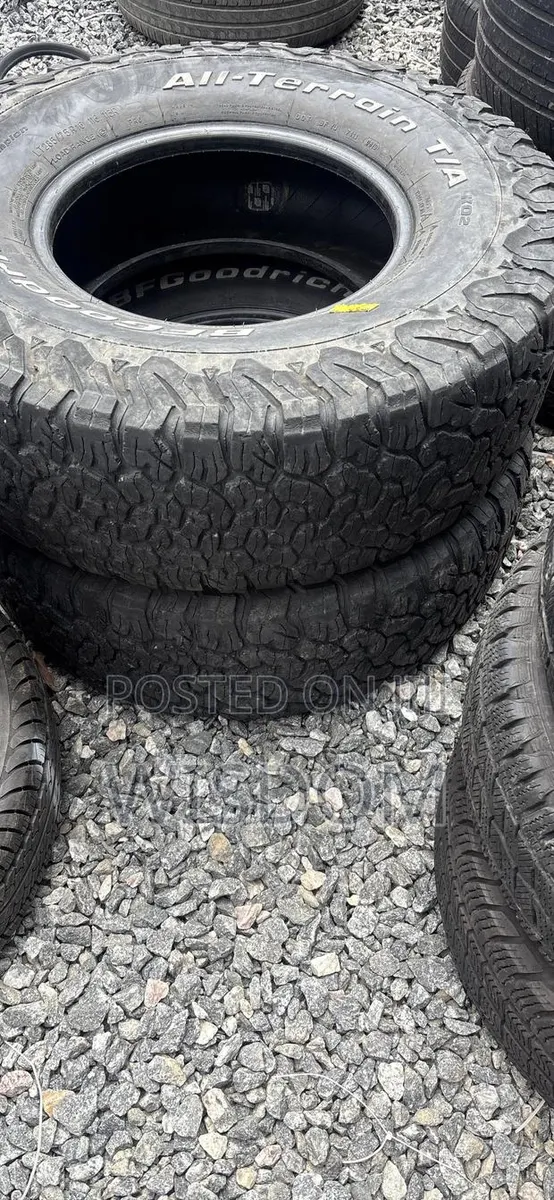 BFGOODRICH Lt285/75r16 · Photo 1