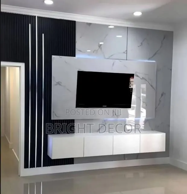 Tv Console · Photo 1