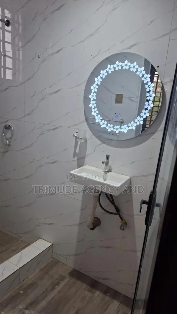 Mini Flat in Trimude Agency And, Kumasi Metropolitan for rent · Photo 3