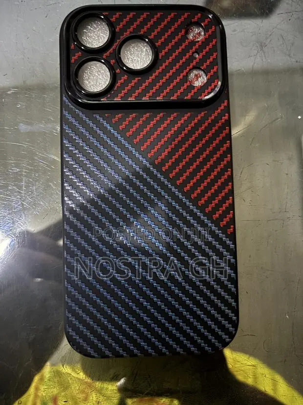 Graphical iPhone Cases · Photo 1