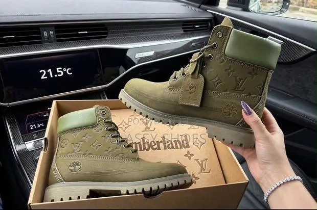 Timberland X Louis Vuitton Army Green · Photo 1