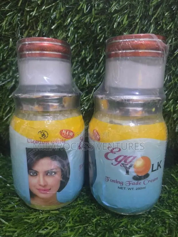 Clearosm White Egg Yolk Toning Fade Cream. 250ml. · Photo 1