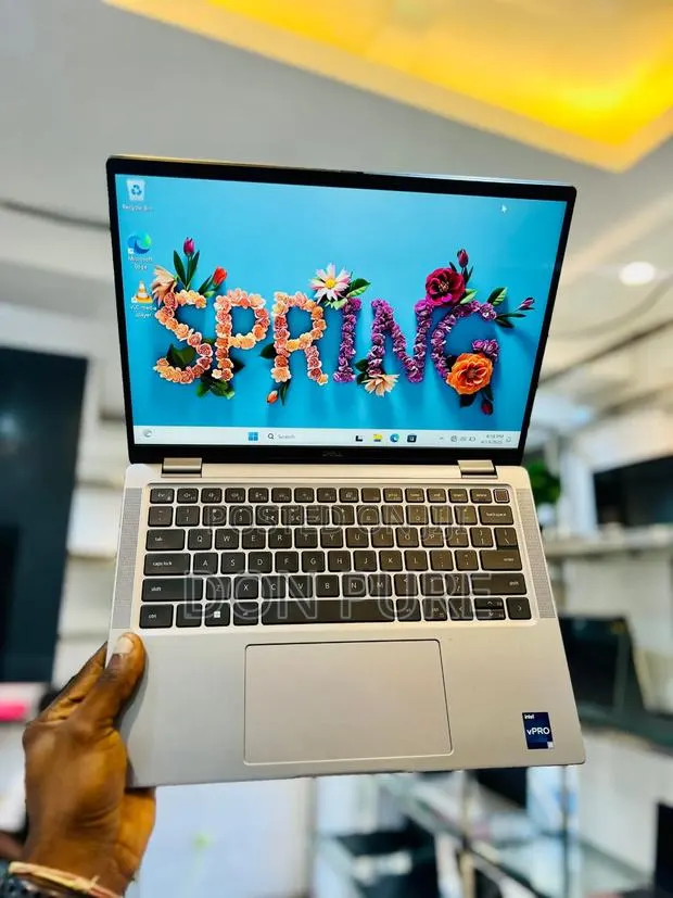 Laptop Dell Latitude 7440 16GB Intel Core I5 SSD 512GB · Photo 1