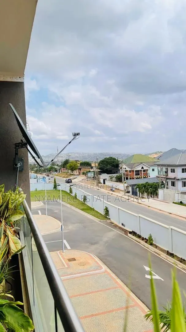 Furnished 3bdrm Apartment in West Hills Mall Area for rent · Photo 1