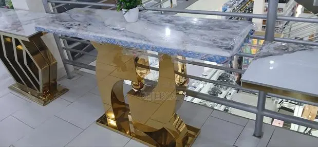 Brand New Console · Photo 1