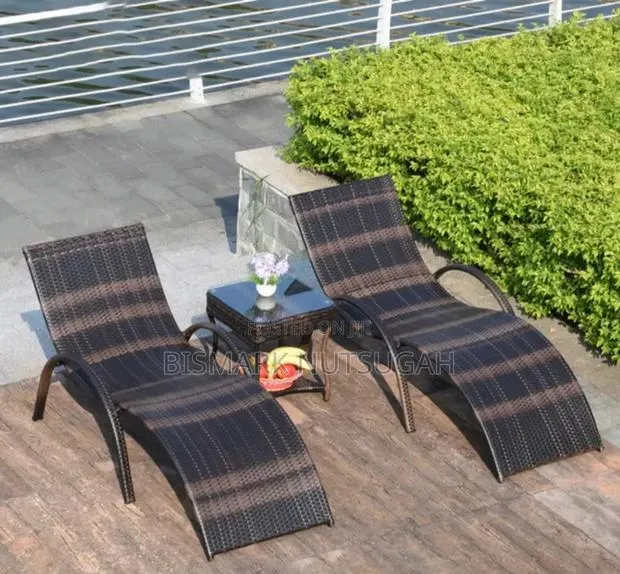Beach, Swimming Pool Chairs · Photo 1