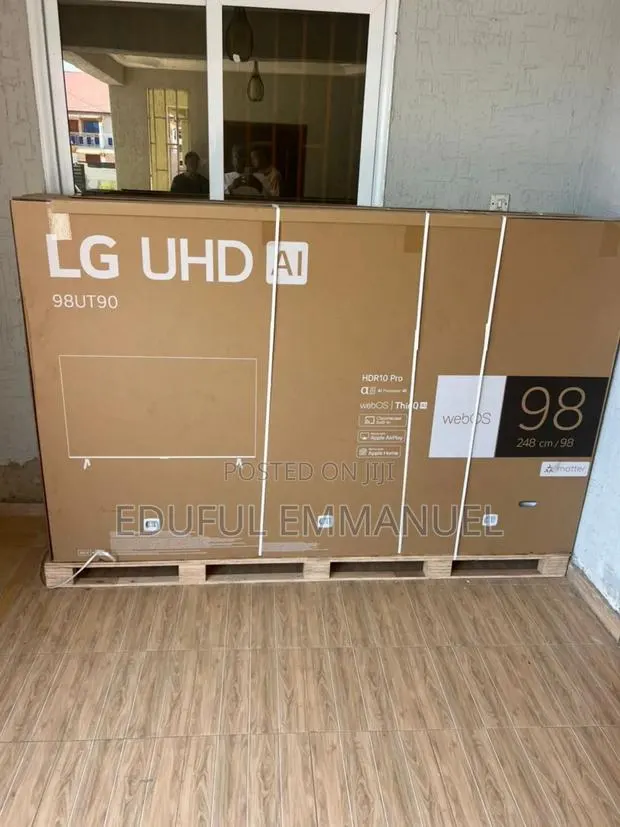 Lg 98" Uhd Smart Ut9000 HDR A8 G7 120hz Ai Tv · Photo 1