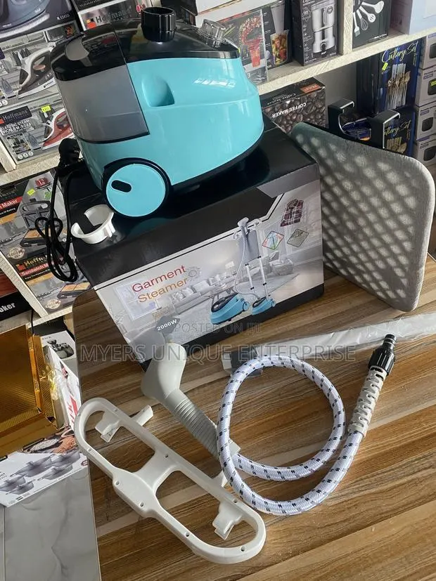 Professional Clothes Steamer for Tailors and Dry Cleaners · Photo 1