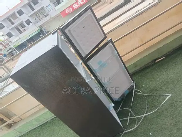Westpool Durable Energy Saving Refrigerator · Photo 1