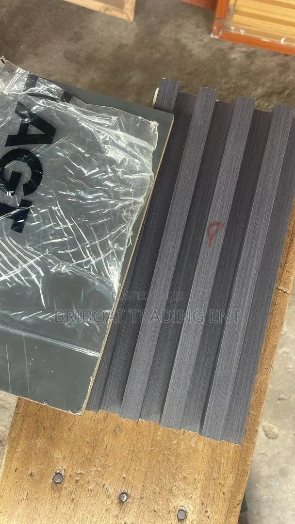 Fluted Panels · Photo 1