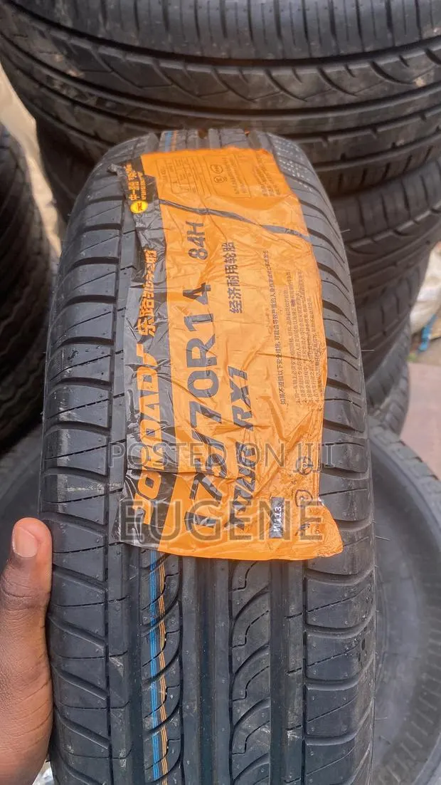 175/70r14 185/65r14(Vitz, Morning, Yaris Etc) · Photo 1