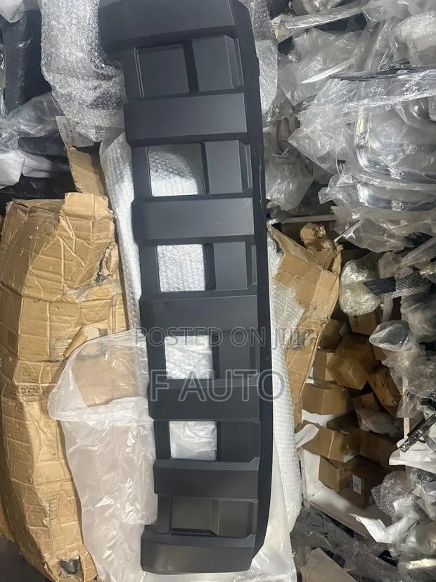 Toyota Tacoma 2022,2023,2024,2025 Front Bumper Down Skid Plate · Photo 1