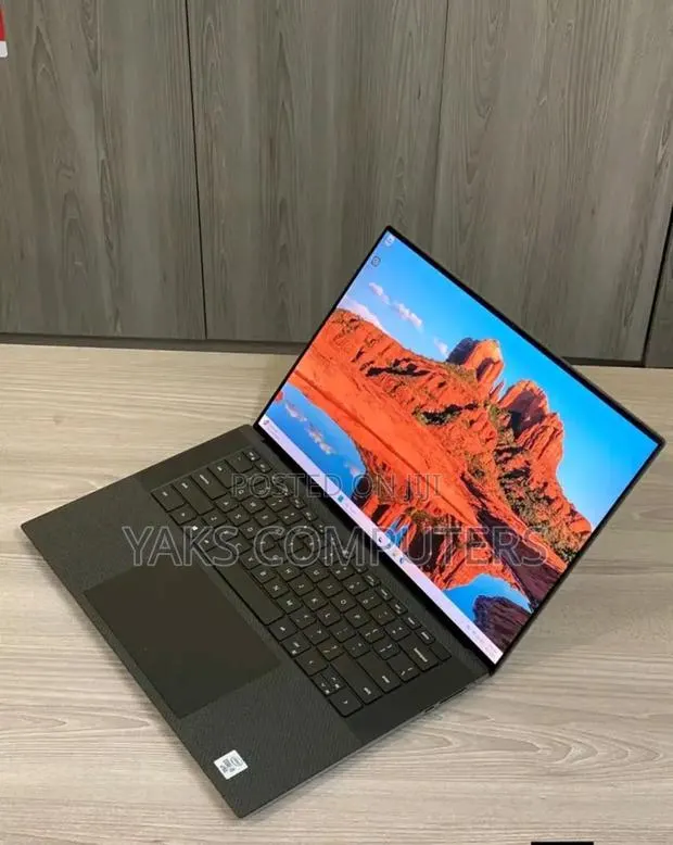 New Laptop Dell XPS 13 16GB Intel Core i5 SSD 512GB · Photo 1