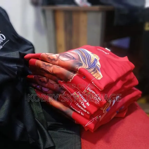 T-Shirt and Lacoste Printing · Photo 1