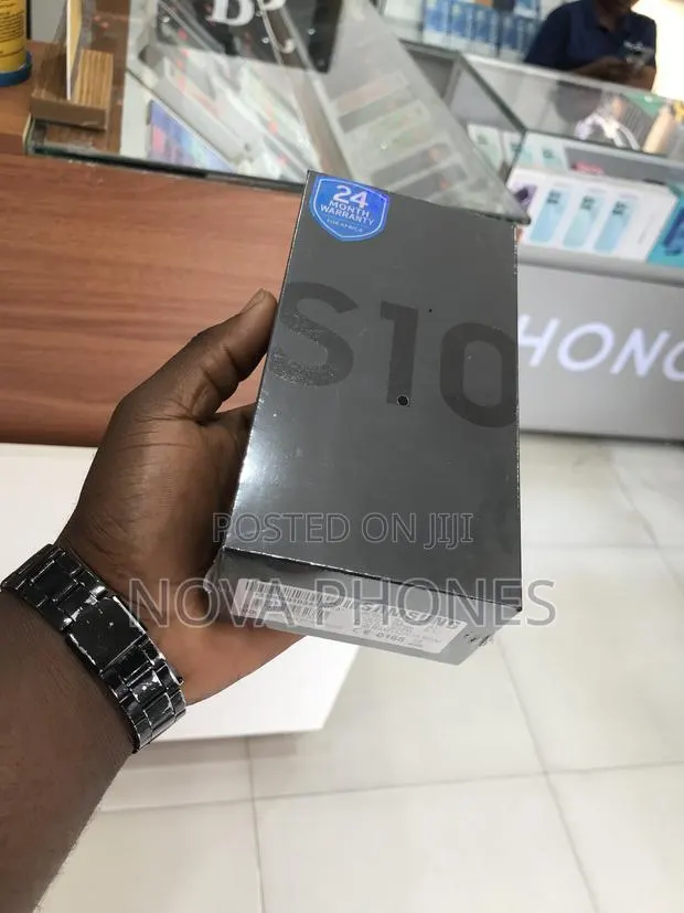 New Samsung Galaxy S10 128 GB Blue · Photo 1