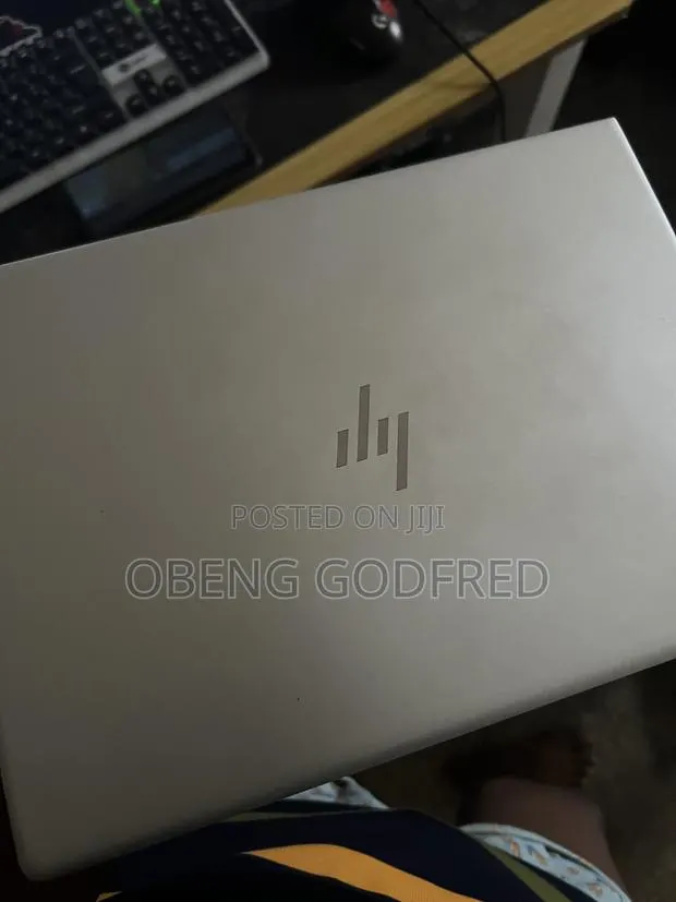 Laptop HP EliteBook 735 G6 16GB AMD Ryzen 5 SSD 512GB · Photo 1